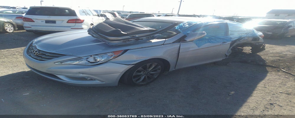 5NPEC4AB3BH208612 2011 HYUNDAI SONATA photo no. 2