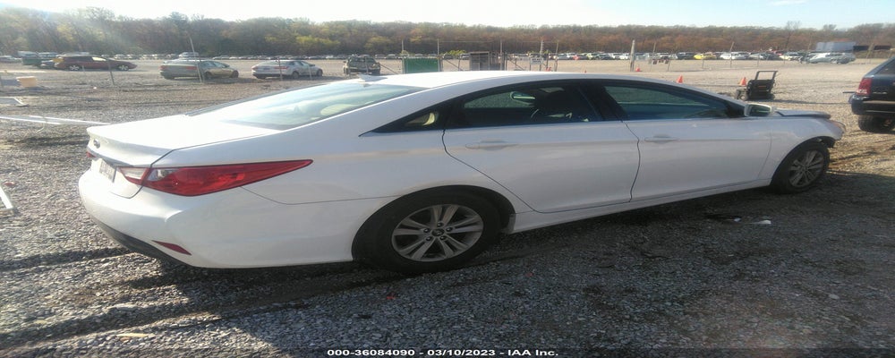5NPEB4AC0EH886363 2014 HYUNDAI SONATA photo no. 4