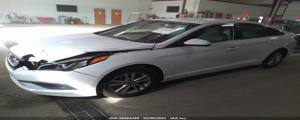 5NPE24AF8HH520567 2017 HYUNDAI SONATA photo no. 2