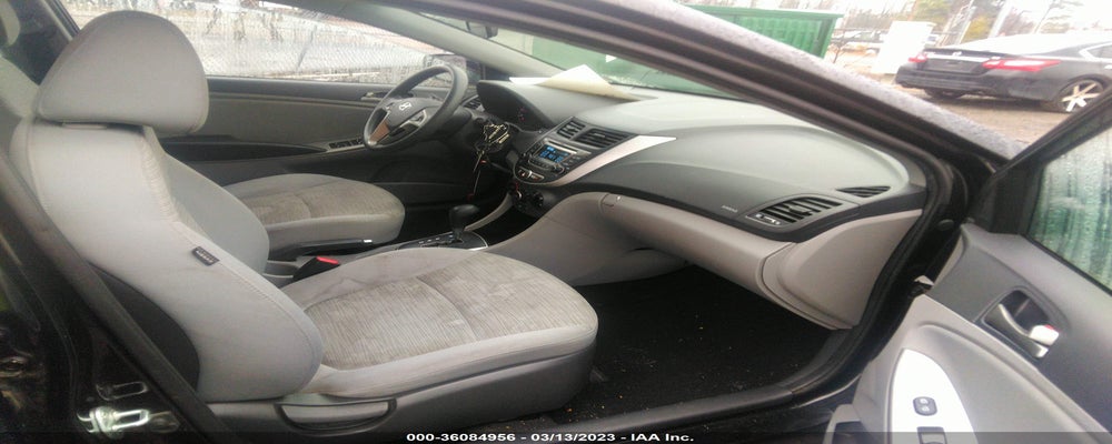 KMHCT4AE2HU337758 2017 HYUNDAI ACCENT photo no. 5