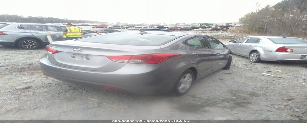 KMHDH4AE0DU584180 2013 HYUNDAI ELANTRA photo no. 4