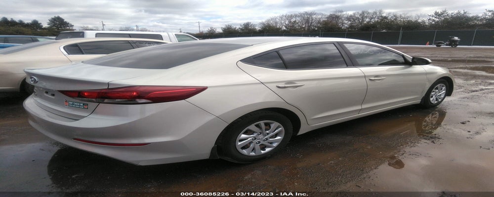 KMHD74LFXJU594560 2018 HYUNDAI ELANTRA photo no. 4