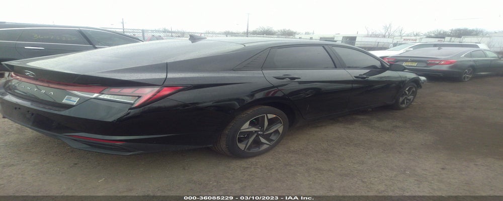 KMHLS4AG8PU430092 2023 HYUNDAI ELANTRA photo no. 4