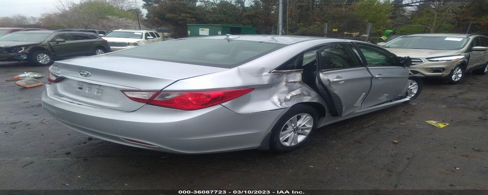 5NPEB4AC0DH686761 2013 HYUNDAI SONATA photo no. 4
