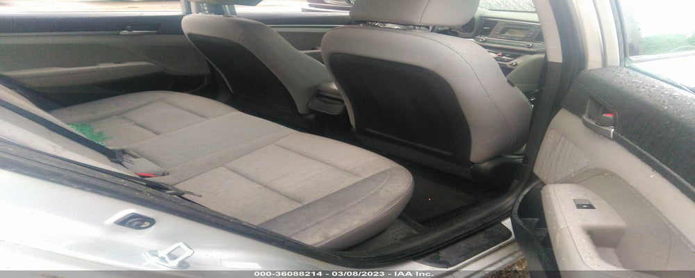KMHD74LF4HU085168 2017 HYUNDAI ELANTRA photo no. 8