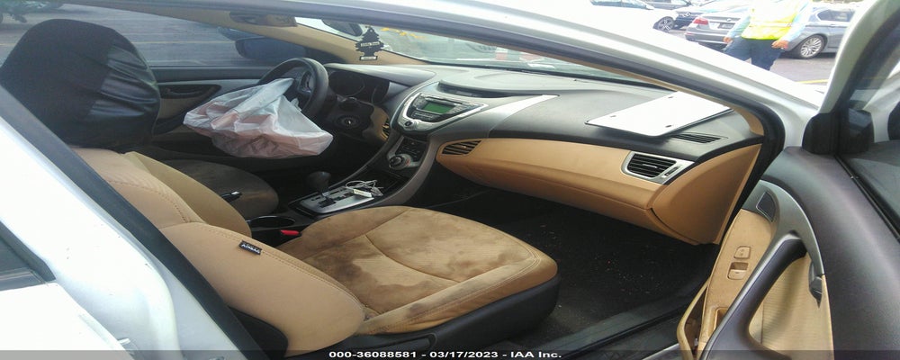 5NPDH4AE3CH146184 2012 HYUNDAI ELANTRA photo no. 5