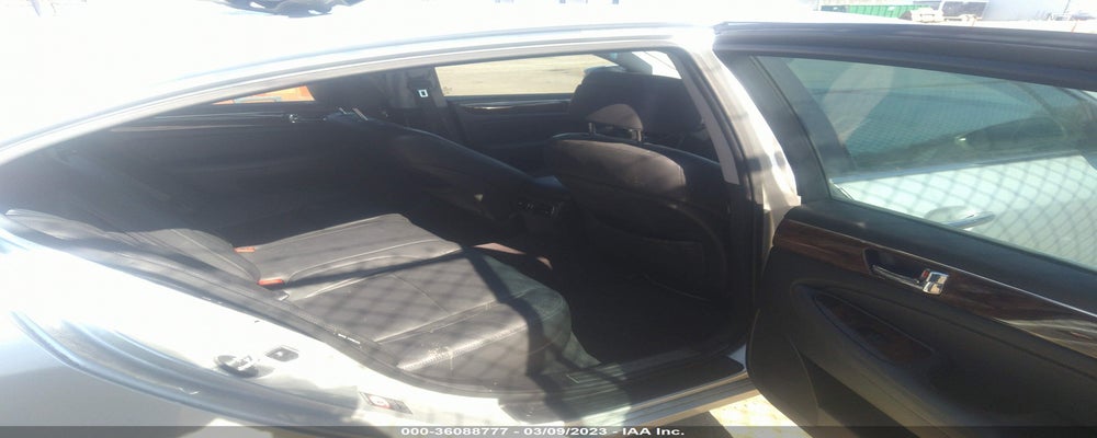 KMHGC4DE4BU137047 2011 HYUNDAI GENESIS photo no. 8