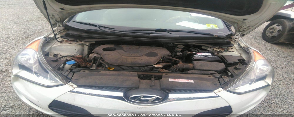 KMHTC6AD4CU029390 2012 HYUNDAI VELOSTER photo no. 10