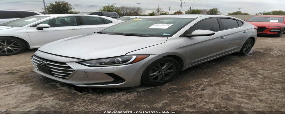 5NPD84LF8JH241374 2018 HYUNDAI ELANTRA photo no. 2
