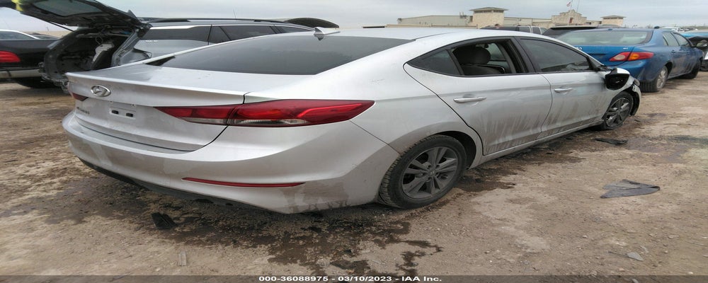 5NPD84LF8JH241374 2018 HYUNDAI ELANTRA photo no. 4