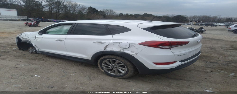 KM8J23A44HU381305 2017 HYUNDAI TUCSON photo no. 3