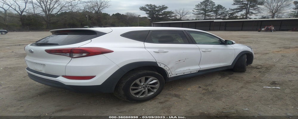 KM8J23A44HU381305 2017 HYUNDAI TUCSON photo no. 4