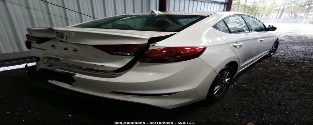 5NPD84LF8HH042240 2017 HYUNDAI ELANTRA photo no. 4
