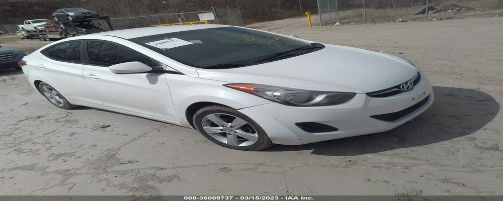 5NPDH4AE1DH245801 2013 HYUNDAI ELANTRA photo no. 2