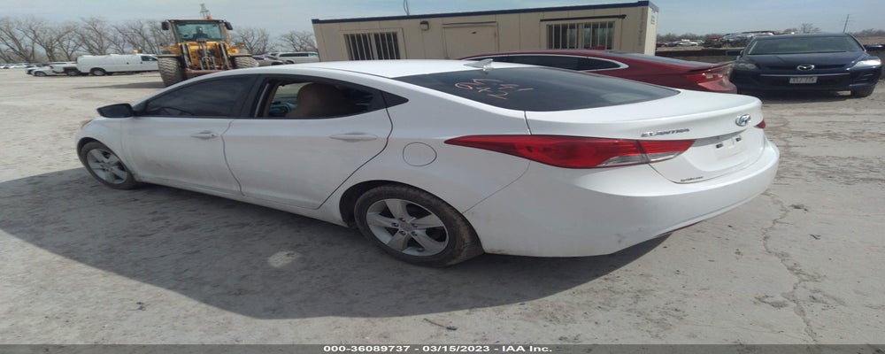 5NPDH4AE1DH245801 2013 HYUNDAI ELANTRA photo no. 3