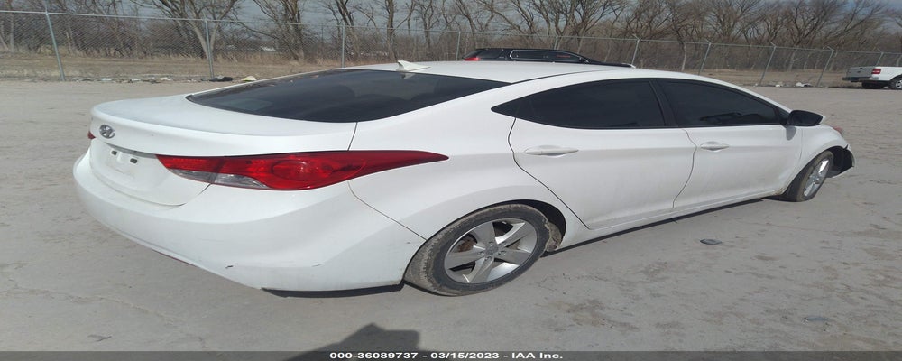 5NPDH4AE1DH245801 2013 HYUNDAI ELANTRA photo no. 4