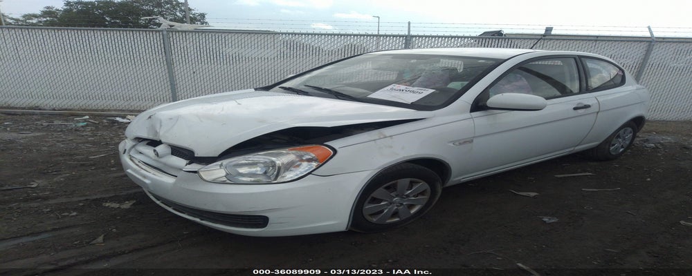 KMHCM3AC7BU199888 2011 HYUNDAI ACCENT photo no. 2