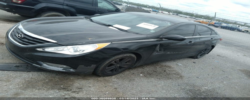 5NPEB4AC6DH755002 2013 HYUNDAI SONATA photo no. 2
