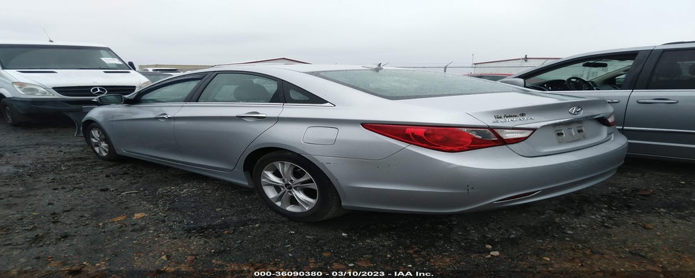 5NPEC4AC2DH736296 2013 HYUNDAI SONATA photo no. 3