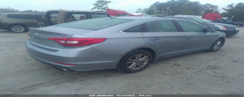 5NPE24AFXFH073205 2015 HYUNDAI SONATA photo no. 4