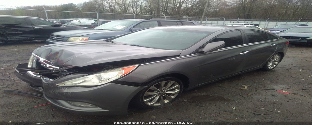 5NPEC4AB0BH196371 2011 HYUNDAI SONATA photo no. 2