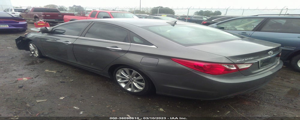 5NPEC4AB0BH196371 2011 HYUNDAI SONATA photo no. 3