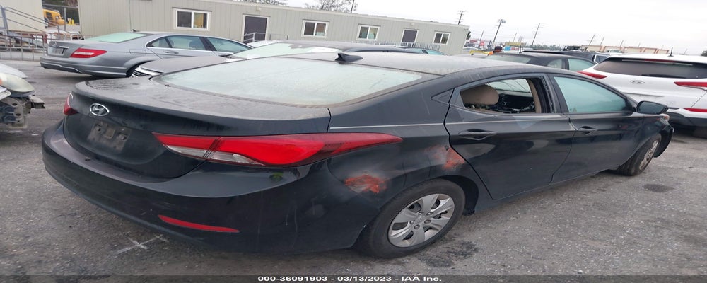 KMHDH4AE9GU626723 2016 HYUNDAI ELANTRA photo no. 4