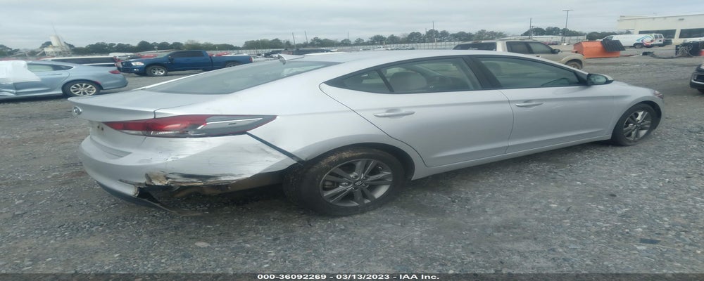 5NPD84LF2JH378410 2018 HYUNDAI ELANTRA photo no. 4
