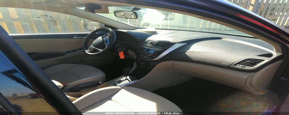 KMHCT4AEXGU160942 2016 HYUNDAI ACCENT photo no. 5