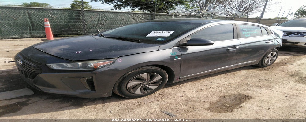 KMHC75LC7JU067681 2018 HYUNDAI IONIQ HYBRID photo no. 2