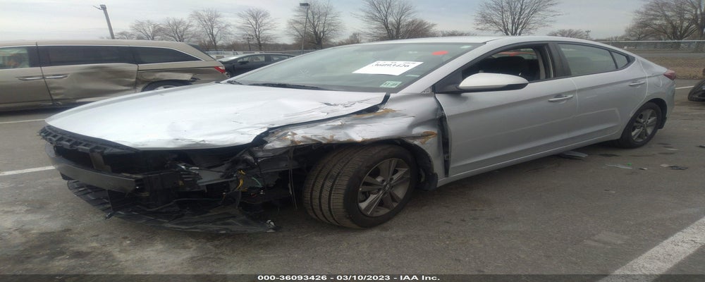 5NPD84LF6JH358645 2018 HYUNDAI ELANTRA photo no. 2