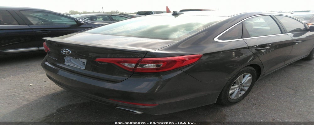 5NPE24AF9FH235941 2015 HYUNDAI SONATA photo no. 4