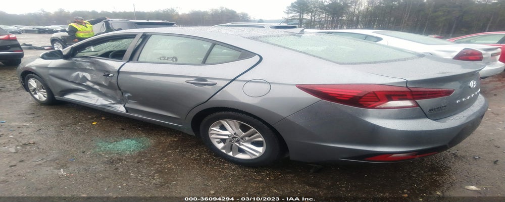 KMHD84LF4KU743057 2019 HYUNDAI ELANTRA photo no. 3