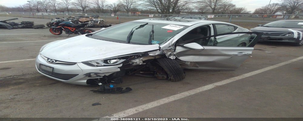 KMHDH4AH2FU393082 2015 HYUNDAI ELANTRA photo no. 2