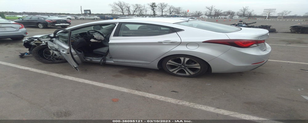KMHDH4AH2FU393082 2015 HYUNDAI ELANTRA photo no. 3