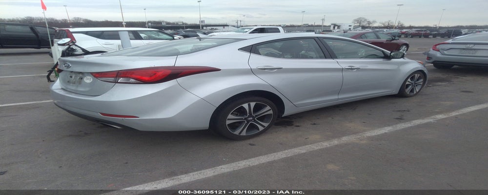 KMHDH4AH2FU393082 2015 HYUNDAI ELANTRA photo no. 4