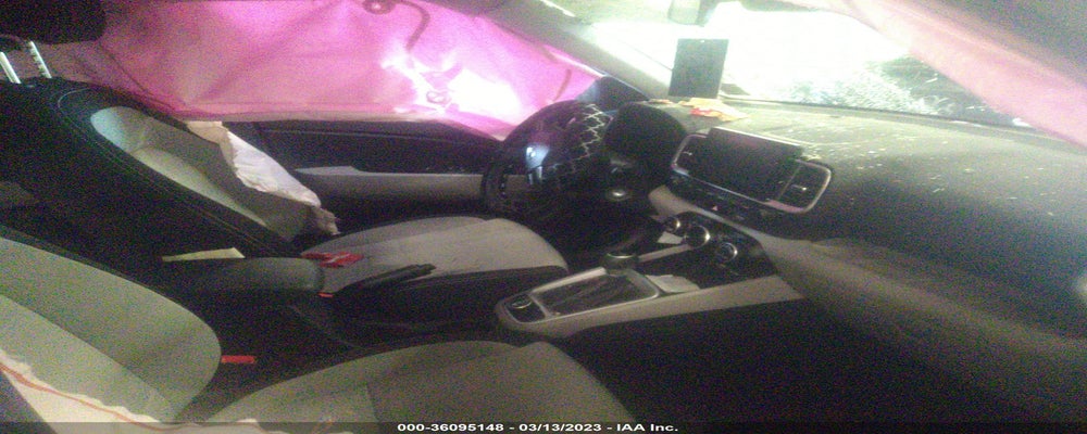 KMHRC8A36NU169022 2022 HYUNDAI VENUE photo no. 5