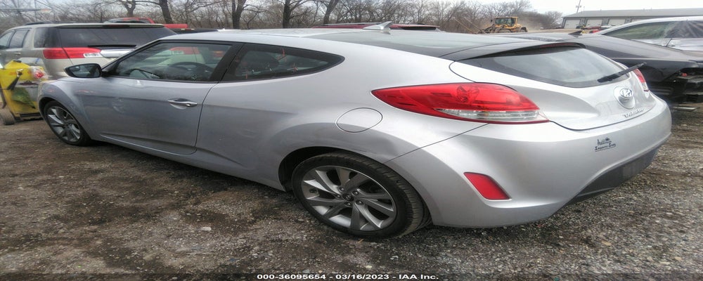 KMHTC6AD1GU277263 2016 HYUNDAI VELOSTER photo no. 3