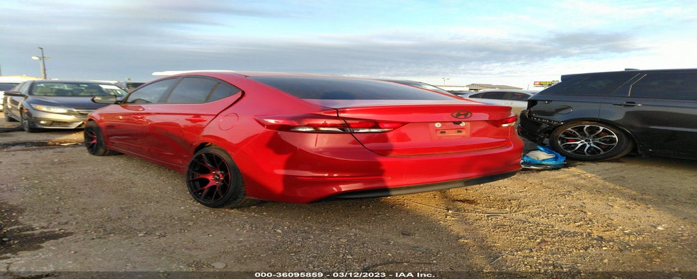 5NPD74LF7JH307125 2018 HYUNDAI ELANTRA photo no. 3