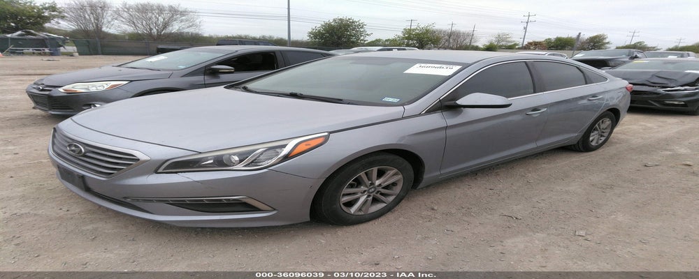 5NPE24AF2FH207513 2015 HYUNDAI SONATA photo no. 2