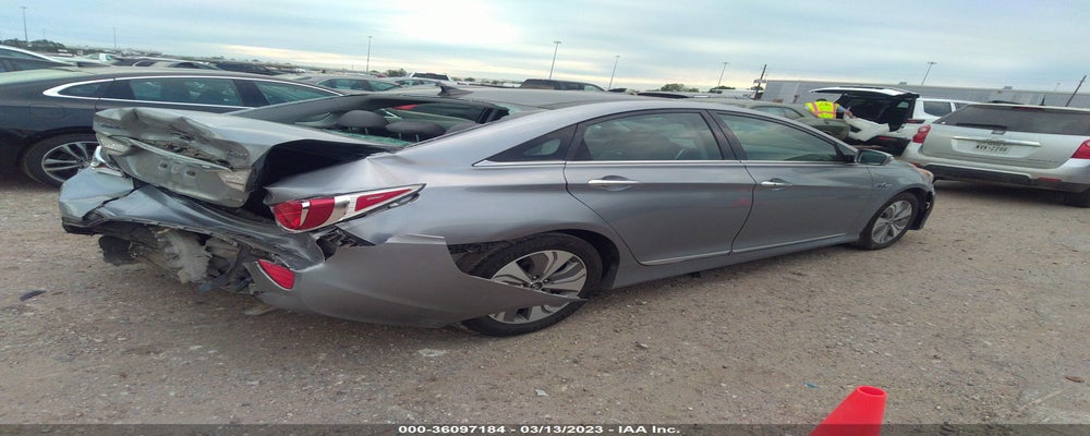 KMHEC4A43FA119410 2015 HYUNDAI SONATA HYBRID photo no. 4