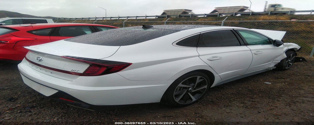 KMHL44J24NA215192 2022 HYUNDAI SONATA photo no. 4