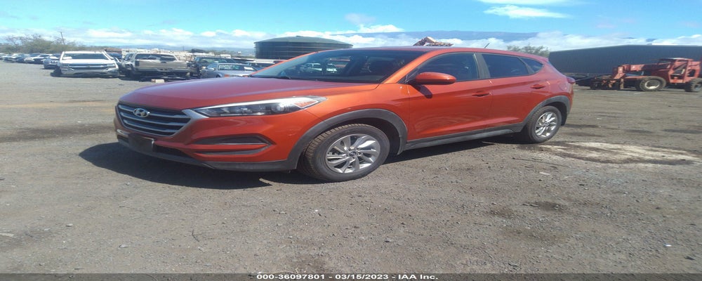 KM8J23A47HU387082 2017 HYUNDAI TUCSON photo no. 2