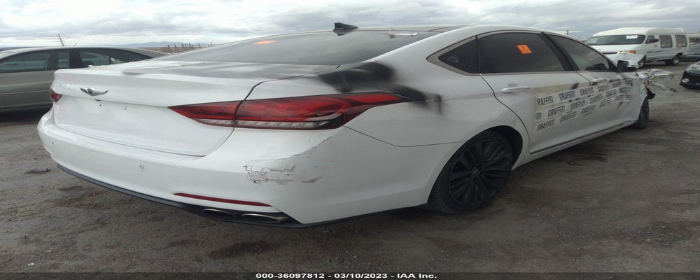 KMHGN4JF1FU018613 2015 HYUNDAI GENESIS photo no. 4