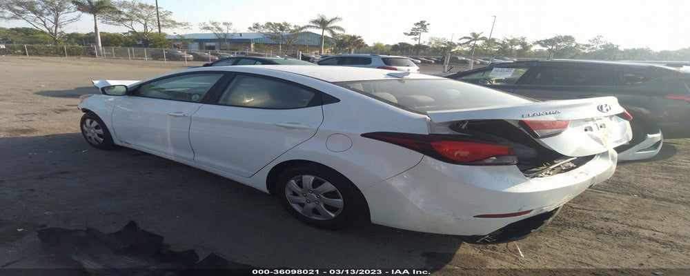 5NPDH4AE9GH776166 2016 HYUNDAI ELANTRA photo no. 3
