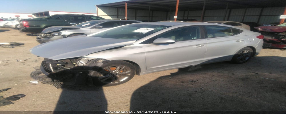 5NPD84LF9JH324036 2018 HYUNDAI ELANTRA photo no. 2