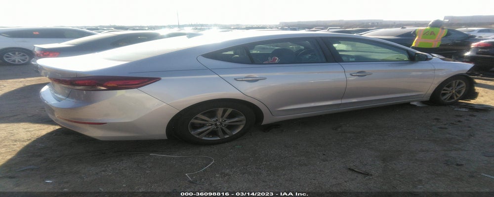 5NPD84LF9JH324036 2018 HYUNDAI ELANTRA photo no. 4