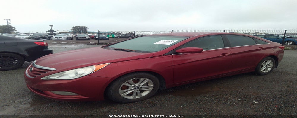 5NPEB4AC4DH673740 2013 HYUNDAI SONATA photo no. 2