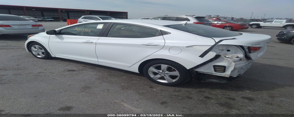 5NPDH4AE8DH422523 2013 HYUNDAI ELANTRA photo no. 3