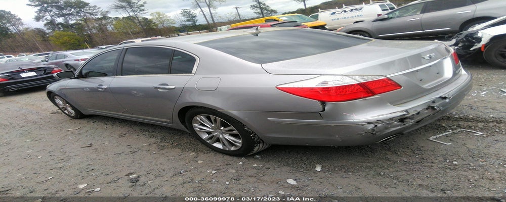 KMHGC4DF7BU131672 2011 HYUNDAI GENESIS photo no. 3